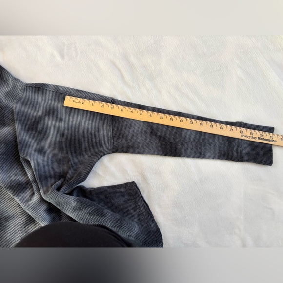 Anthropologie Maeve Gray Tie Dye Waffle Knit Cowl Neck Pullover Sweater Size S - Picture 6 of 10